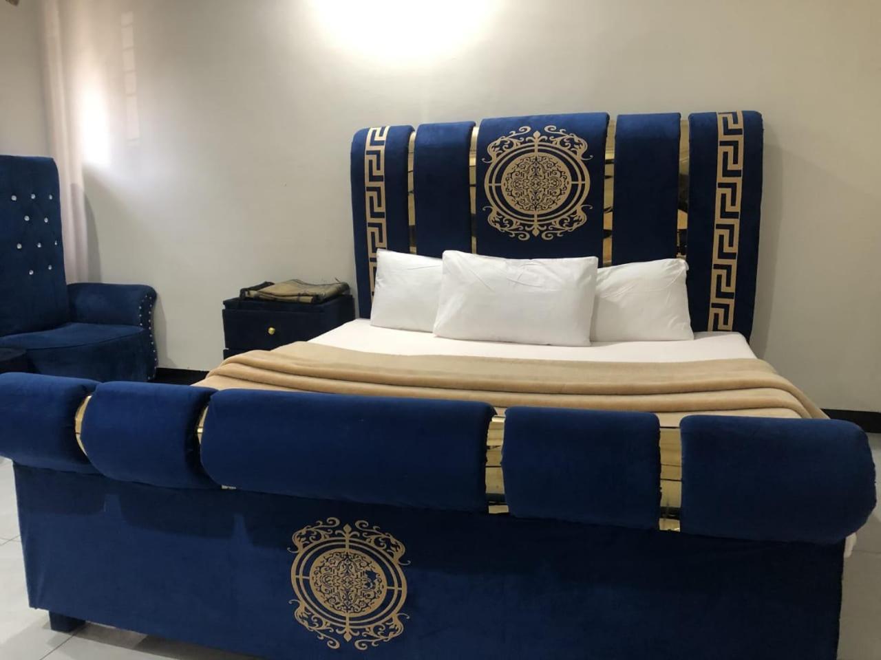 Hotel Islamabad Crown Rawalpindi Eksteriør bilde